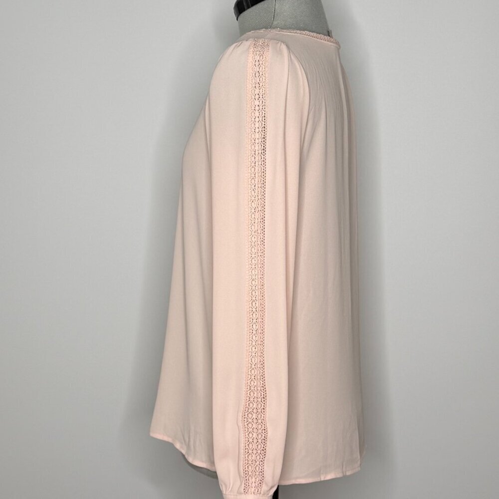 LOFT Blush Pink V-Neck Blouse with Crochet Lace Trim - Size XSmall - Picture 4 of 8